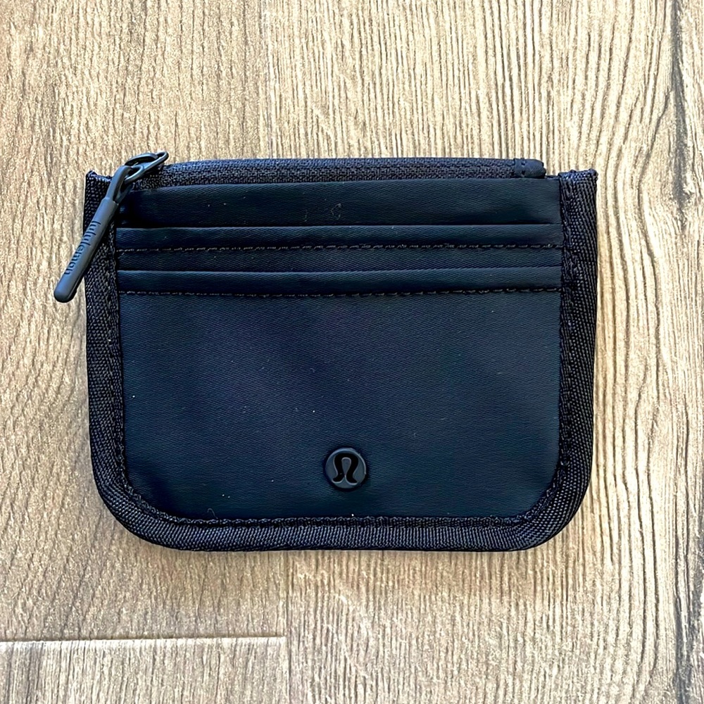 Lululemon Wallet